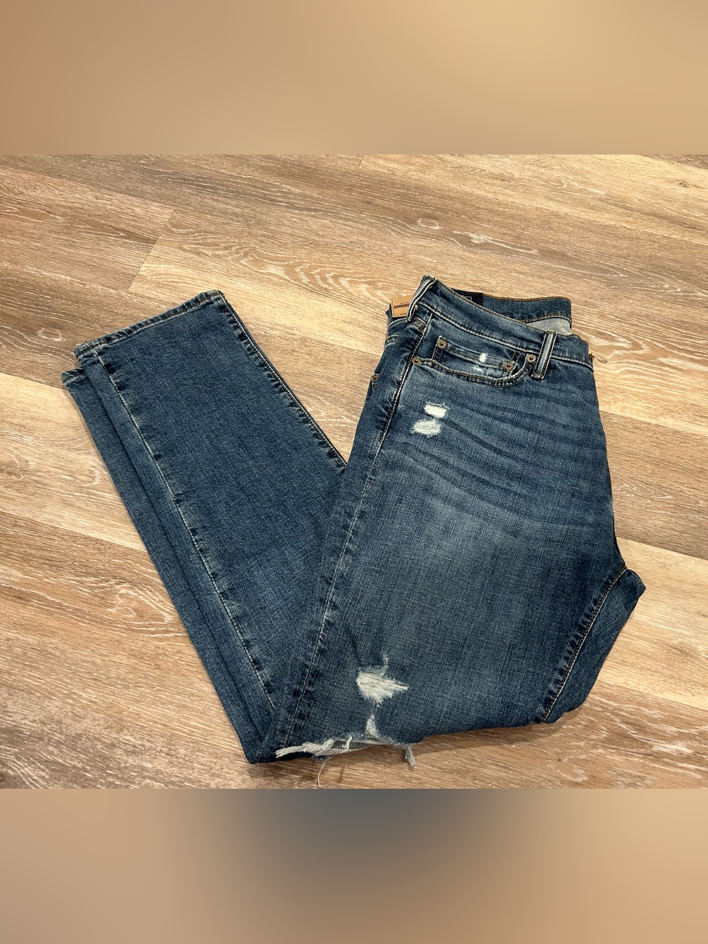 Abercrombie and Fitch Men’s Skinny Distressed Jeans in Dark Blue 32/30
